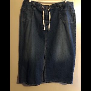 Women’s Denim Skirt- 22